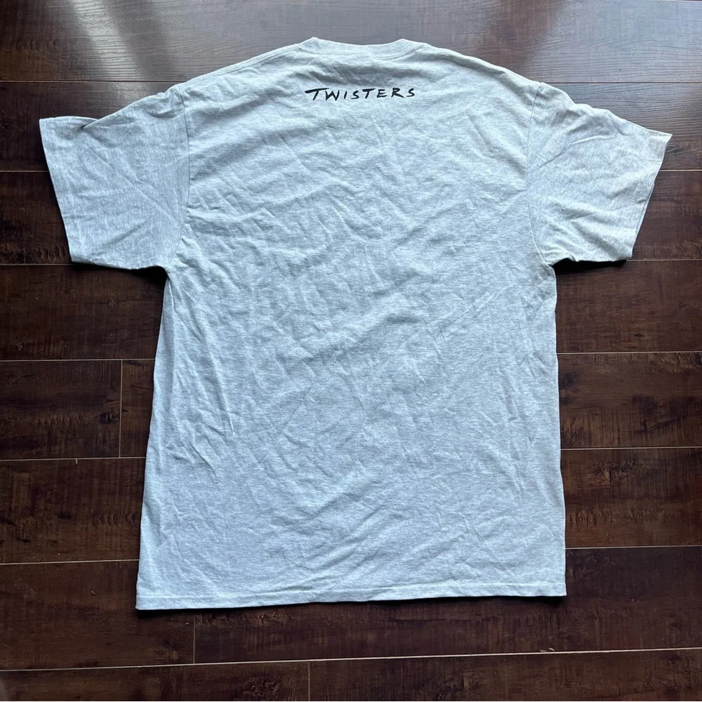 Twisters Movie Rare Promo Glen Powell 2024 Men’s Large Shirt! - Picture 4 of 5